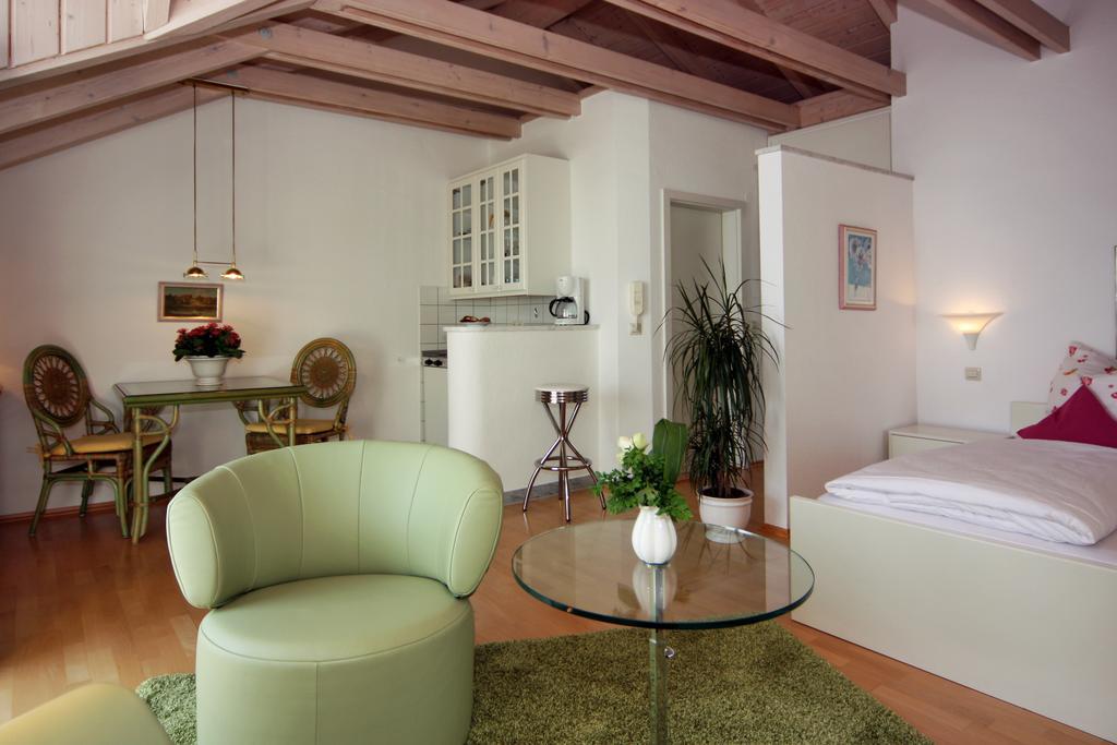 Strandhaus Ott Hagnau am Bodensee Kamer foto